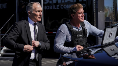 Imagen de S.W.A.T.: Los... (T4): Ep.16 Encerrados - 3