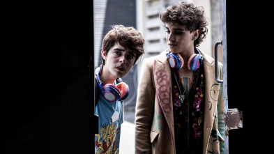 Imagen de El beso adolescente (T1): Ep.3 Lo resolveremos en casa - 2