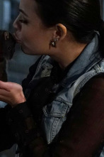 Imagen de Pequeñas mentirosas (T6): Ep.6 Remoendo cielo y tierra - 1