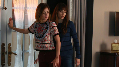 Imagen de Pequeñas mentirosas (T6): Ep.15 No molestar - 2