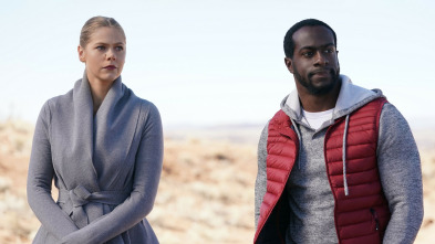 Imagen de Roswell, Nuevo... (T4): Ep.13 ¿Qué va a pasar? - 2