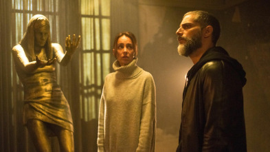 Imagen de El jardín de bronce (T3): Ep.4 La libélula - 2