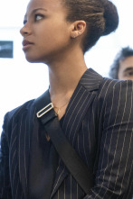 Imagen de Industry (T2): Ep.1 Papi - 1