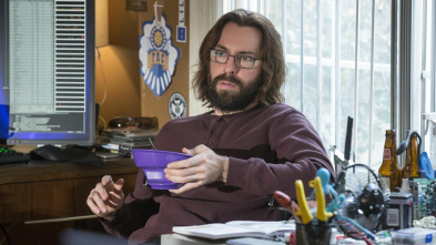 Imagen de Silicon Valley (T3): Ep.9 Usuarios activos - 2