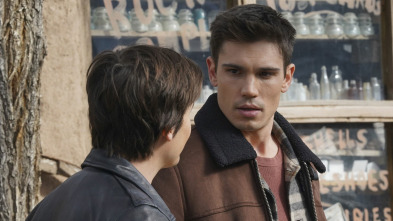 Imagen de Roswell, Nuevo... (T2): Ep.10 Mujer norteamericana - 2