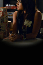 Imagen de Pequeñas mentirosas (T3): Ep.7 Loca - 1