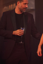 Imagen de Pollos sin cabeza (T1): Ep.7 Las 10 hostias de Beto Martín - 1