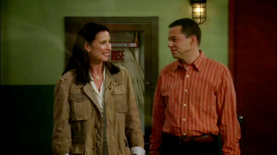 Two and a Half Men (T9): Ep.12 ¡Un paso en falso y a Zimbabue!