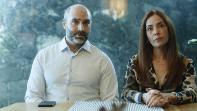 Imagen de Te quiero y me duele (T1): Ep.12 Sombras - 2