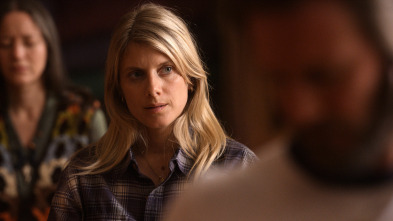 Imagen de Little America (T1): Ep.4 El silencio - 2