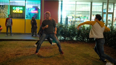 Imagen de Cobra Kai (T1): Ep.1 Degenerado primero - 2