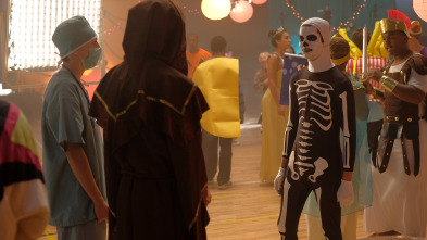 Imagen de Cobra Kai (T1): Ep.3 Esqueleto - 1