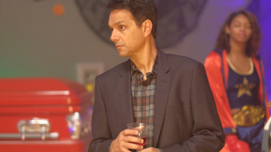 Imagen de Cobra Kai (T1): Ep.3 Esqueleto - 2