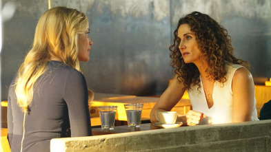 Imagen de Notorious (T1): Ep.8 El libro del mal - 4