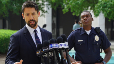Imagen de Notorious (T1): Ep.8 El libro del mal - 5
