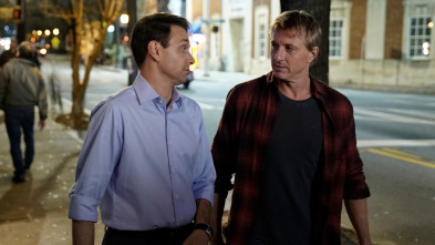 Imagen de Cobra Kai (T1): Ep.9 Diferentes pero igual - 1
