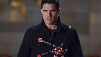 Imagen de The Flash (T1): Ep.22 Rebeldes a la fuga - 2