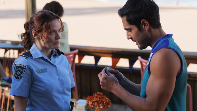 Imagen de Regreso al paraíso (T1): Ep.4 Asesino climático - 1