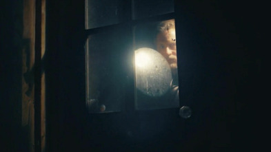 Imagen de Muerte en el bosque: Sola en la cabaña - 2