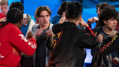 Imagen de Cobra Kai (T5): Ep.10 La cabeza de la serpiente - 5
