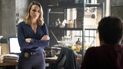 Imagen de The Flash (T2): Ep.11 El regreso del Opuesto de Flash - 2
