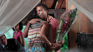 Imagen de Crimen en el paraíso (T1): Ep.7  - 2