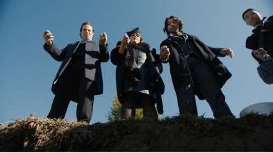 Imagen de SurrealEstate (T3): Ep.4 Cosas de familia - 1