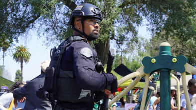 Imagen de S.W.A.T.: Los... (T1): Ep.22 Engaño - 3