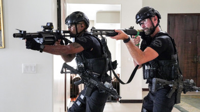Imagen de S.W.A.T.: Los... (T2): Ep.3 Fuego y humo - 3