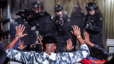 Imagen de S.W.A.T.: Los... (T2): Ep.10 1000 julios - 5