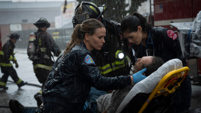 Imagen de Chicago Fire (T13): Ep.6 Aves de presa - 2