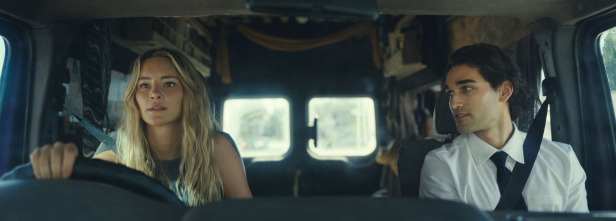 Imagen de Dangerous Animals - 3