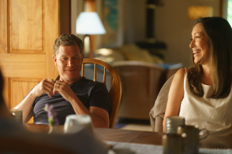 Imagen de Más que rivales (T1): Ep.6 La cabaña - 7