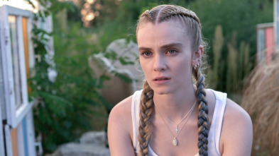 Imagen de Y entonces, huyes (T1): Ep.4  - 2