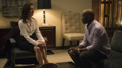 Imagen de House of Cards (T3): Ep.12  - 2