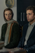 Imagen de The Agency (T2): Ep.2 Un oso con piel de lobo - 1