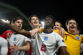 Imagen de Dear England (T1): Ep.2  - 5