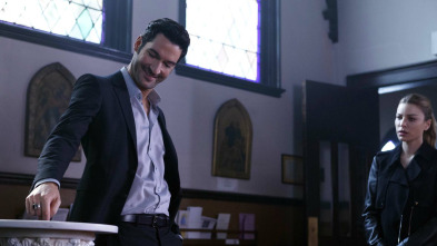 Imagen de Lucifer (T1): Ep.9 Un cura entra en un bar - 1