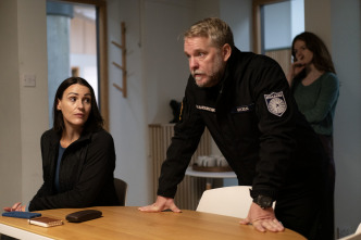 Imagen de Vigil (T3): Ep.3  - 5