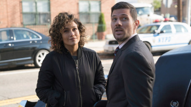 Imagen de Shades of Blue (T2): Ep.10 Quien lucha contra monstruos - 2
