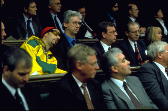 Imagen de Ali G anda suelto - 13