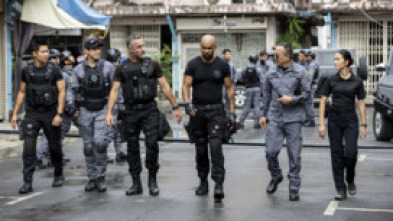 Imagen de S.W.A.T.:  Los... (T6): Ep.21 Olvidar a Shorty - 10