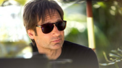 Californication (T5): Ep.2 El furor del puño