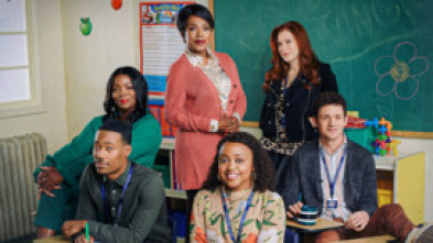Imagen de Colegio Abbott (T1): Ep.5 Cambio de estudiantes - 6