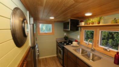 Imagen de Minicasas sobre... (T7): Una minicasa reciclada - 5