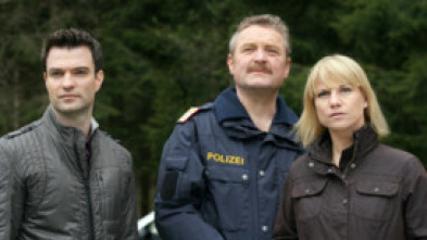 Imagen de Crimen en los Alpes (T10): Ep.1 Todo de blanco - 5