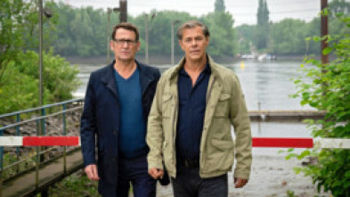 Imagen de Assassinats al nord (T6): Ep.12 Per amor - 5