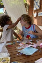Imagen de L'au pair (T3): Un dia entre cabres, cavalls i minairions - 4