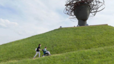 Imagen de De seda y hierro: Mirar hacia delante - 5