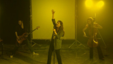 Imagen de Això no és una cançó (T1): My Way - 5